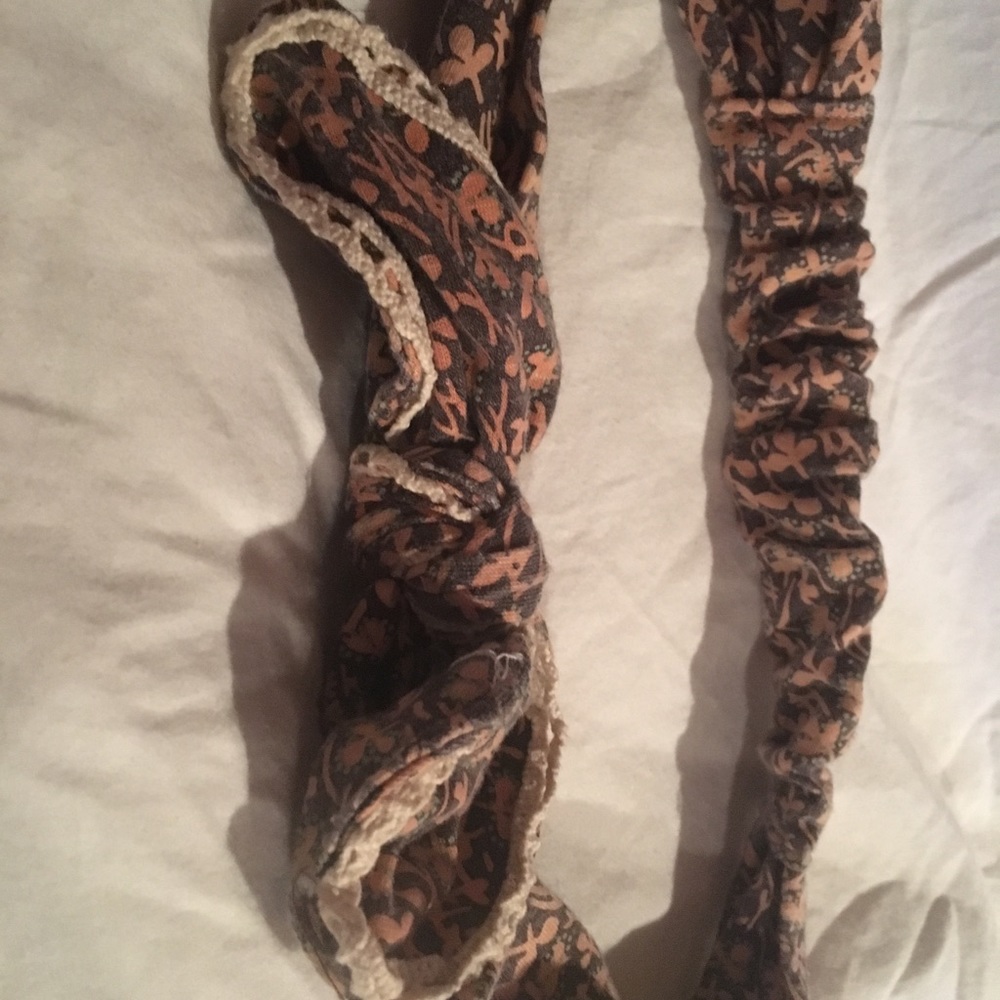 Urban outfitters floral headband - Picture 5 of 8